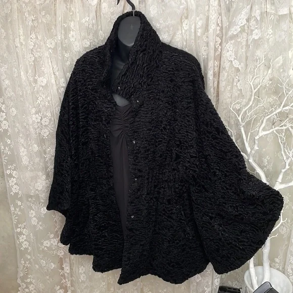 Deep Black Persian Cape Coat. Like Brand New 💕 - Picture 3 of 12